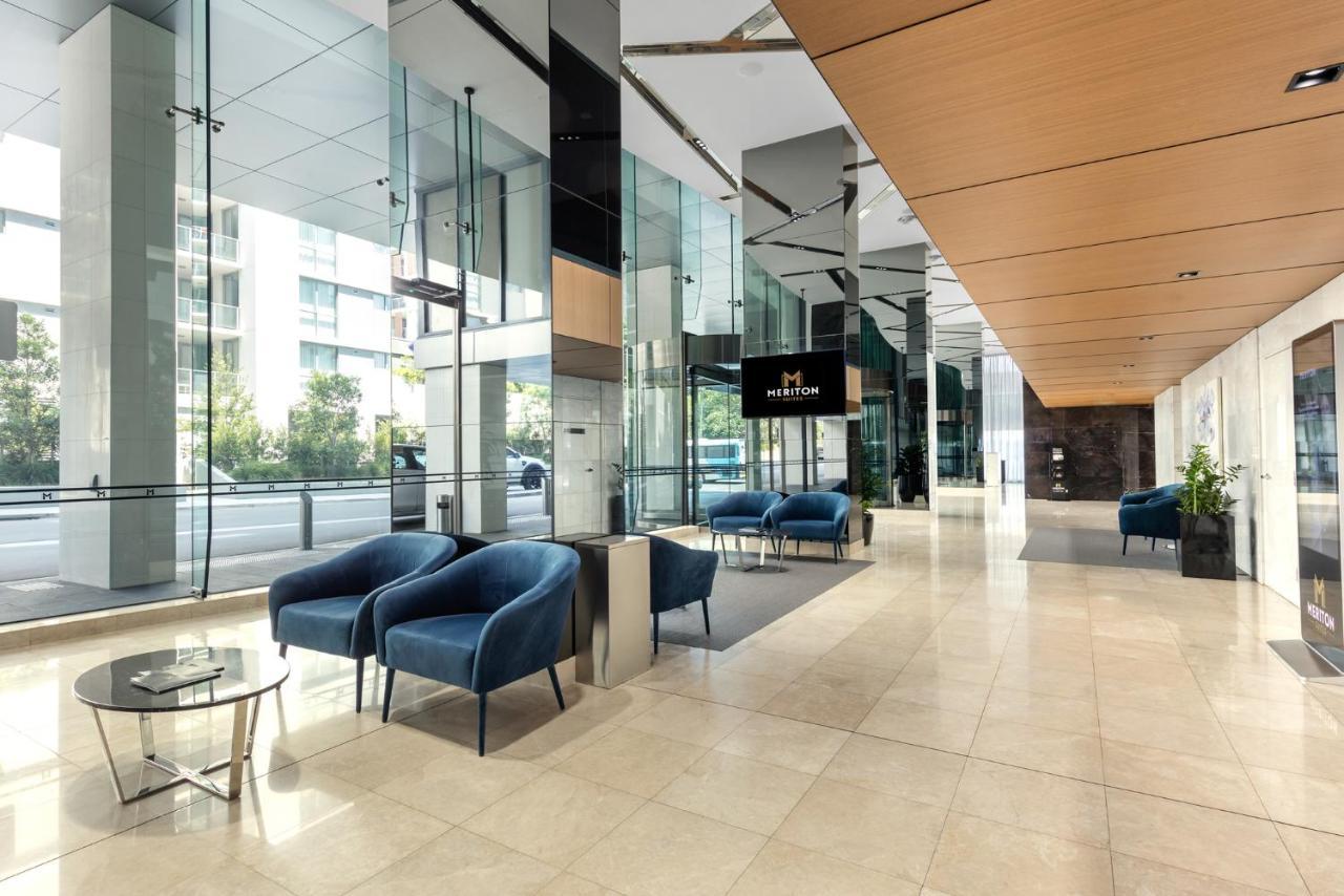 Meriton Suites Mascot Central Sydney Exterior photo